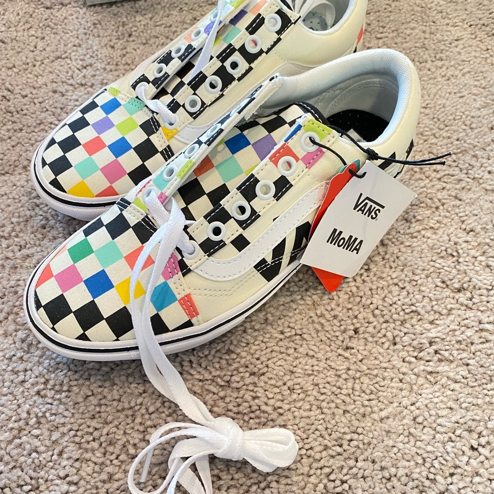 vans women’s shoe - Picture 6 of 11